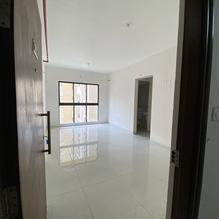 Room, runwal-gardens 1 Bedroom 437 Sq.Ft. Apartment In Bhadra Nagar Thane 9204640