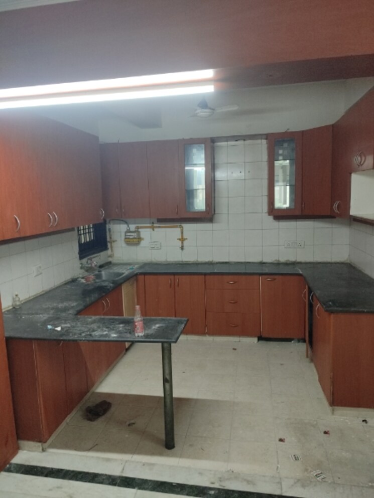 Kitchen, rps-green-valley 2 Bedroom 1150 Sq.Ft. Apartment In Sector 42 Faridabad 9204633