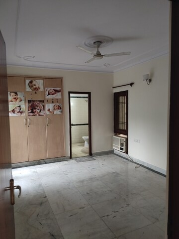 Master Bedroom in 2 BHK Apartment at RPS Green Valley, Sector 42 – for Sale