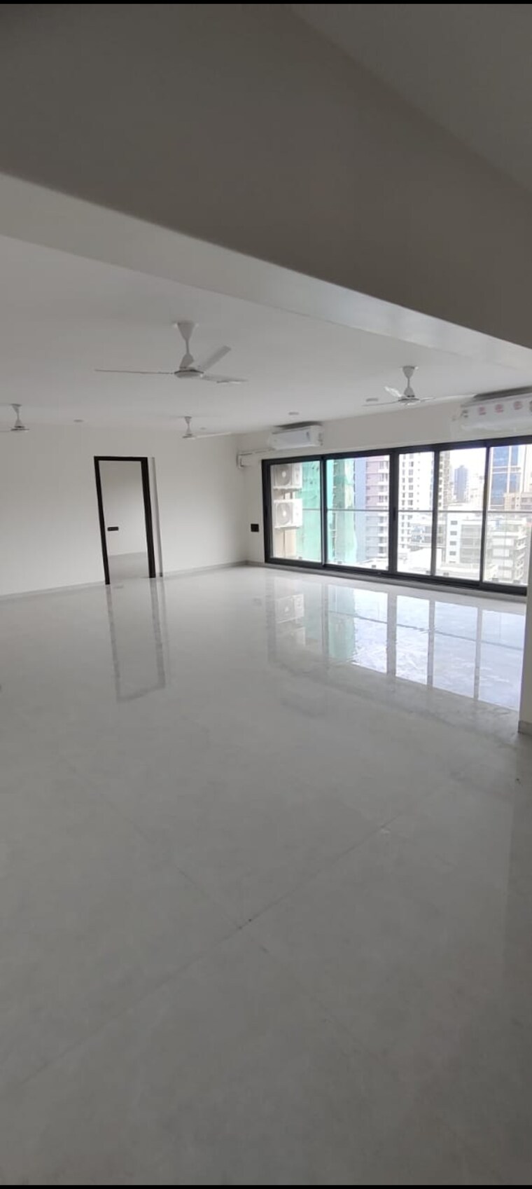 Room, zindagi-chs 4 Bedroom 1800 Sq.Ft. Apartment In Khar West Mumbai 9204589