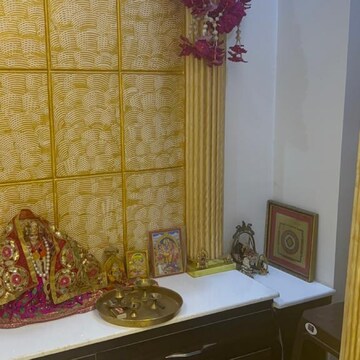 Bedroom in 3.5 BHK Apartment at Sector 79 – for Rent
