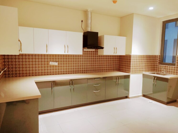 Kitchen, embassy-lake-terrace 3 Bedroom 3947 Sq.Ft. Apartment In Hebbal Bangalore 9204663