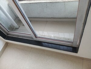 Furnished Amenities in 2 BHK Apartment at Cosmos Classique, Ghodbunder Road – for Rent