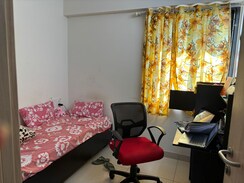 2.5 BHK + Servant Room Apartment For Sale in Magarpatta Nova Residency
