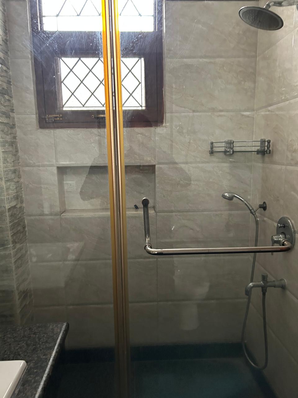 2 BHK Builder Floor For Sale in Lajpat Nagar 4