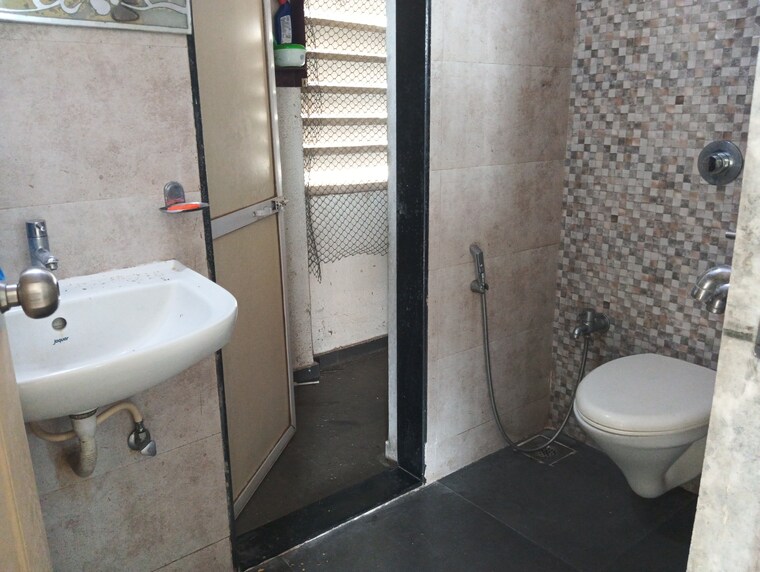Bathroom, cosmos-classique 1 Bedroom 427 Sq.Ft. Apartment In Ghodbunder Road Thane 9204673