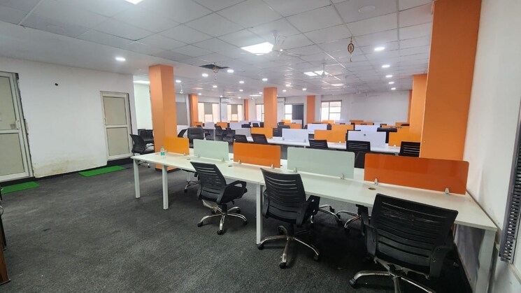Team Area, sector 2 Commercial Office Space 3000 Sq.Ft. In Sector 2 Noida 9204783