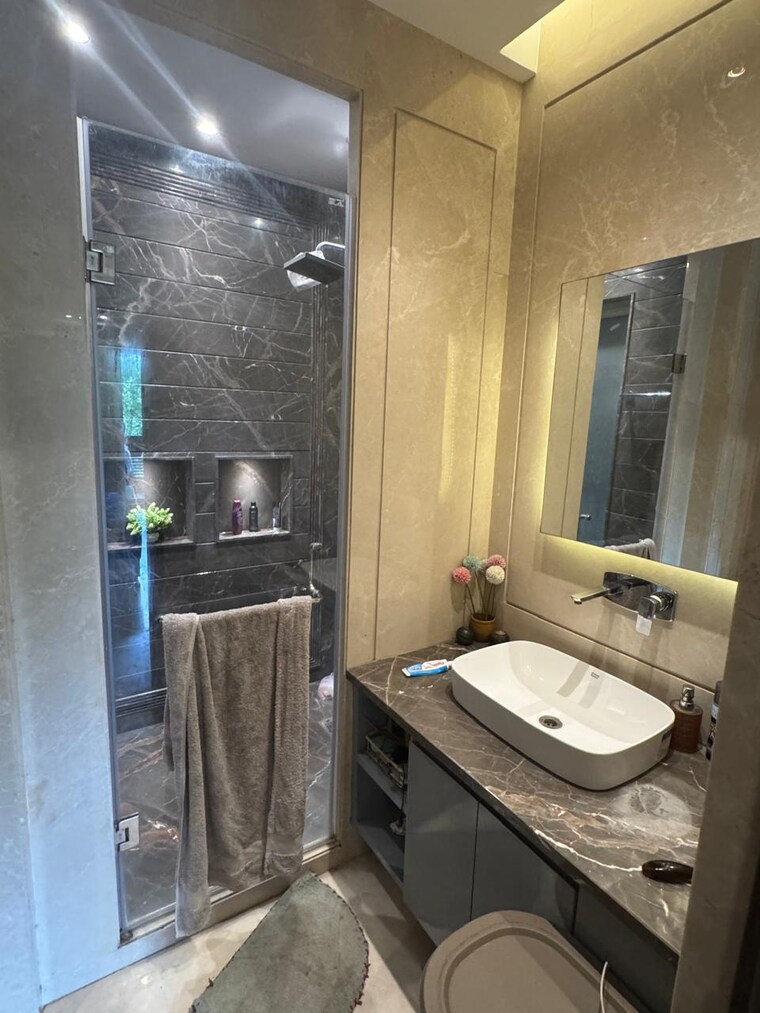 Attached Bathroom, alaknanda 4 Bedroom 311 Sq.Yd. Builder Floor In Alaknanda Delhi 9204795