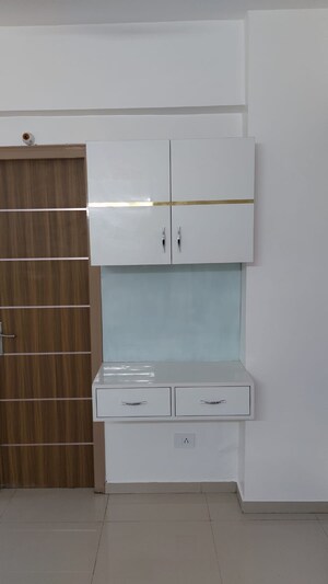 Furnished Amenities in 2 BHK Apartment at Sector 137 – for Rent