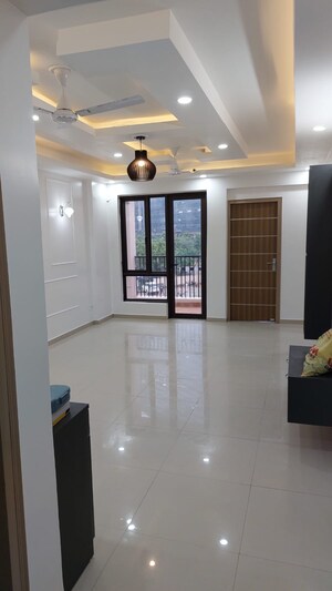 Room in 2 BHK Apartment at Sector 137 – for Rent