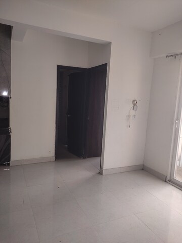 Furnished Amenities in 2 BHK Apartment at Signature Global Park 4 and 5, Sohna Sector 36 – for Rent