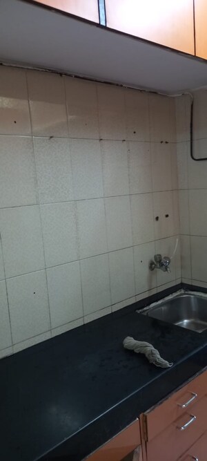 Bathroom in 2 BHK Apartment at Kailash Plaza, Kopar Khairane – for Rent