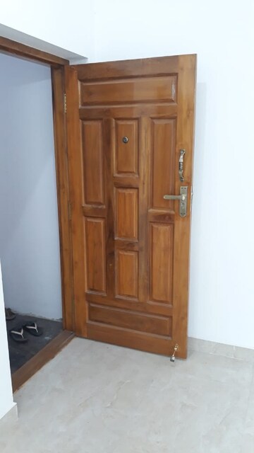 3 BHK Builder Floor For Sale in Selaiyur