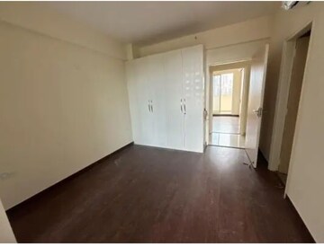 Room in 3 BHK Apartment at Bestech Park View Altura, Sector 79 – for Sale