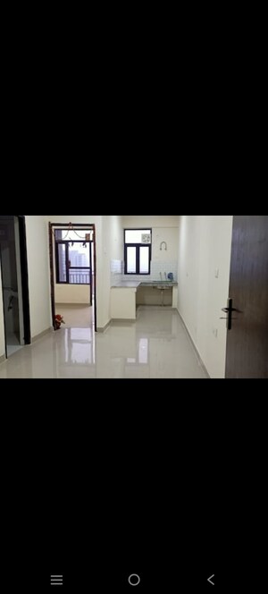 Room in 3 BHK Apartment at S3 Green Avenue, Sector 85 – for Sale