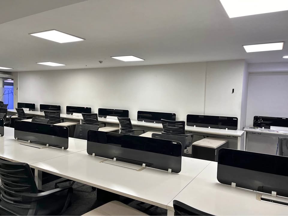 Office Space For Rent in Viman Nagar