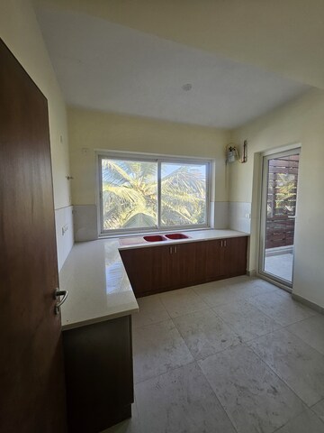 Kitchen in 4 BHK Apartment at Koramangala – for Rent