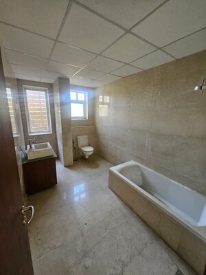 Bathroom in 4 BHK Apartment at Koramangala – for Rent