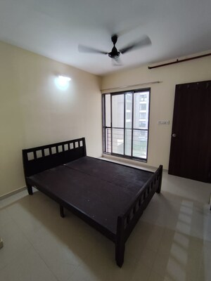 Room in 2 BHK Apartment at Runwal Eirene, Balkum Pada – for Sale