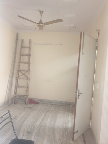 Building Lobby in 2.5 BHK Independent House at Sector 16 – for Rent