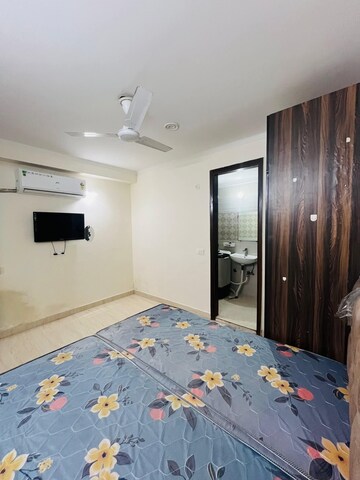 Bedroom in 1 BHK Builder Floor at Saket – for Rent