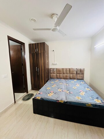 Bedroom in 1 BHK Builder Floor at Saket – for Rent