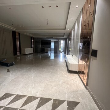 Building Lobby in 4 BHK Builder Floor at BP Homes, Neharpar Phase 2 – for Sale