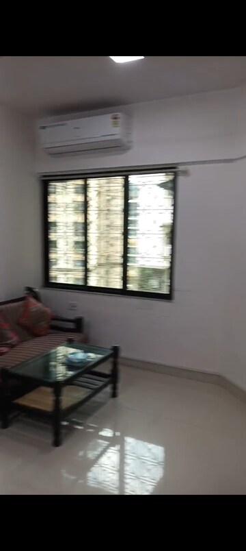 Room in 1 BHK Apartment at Avillion Greenfields Co Op Housing Society, Jogeshwari East – for Rent