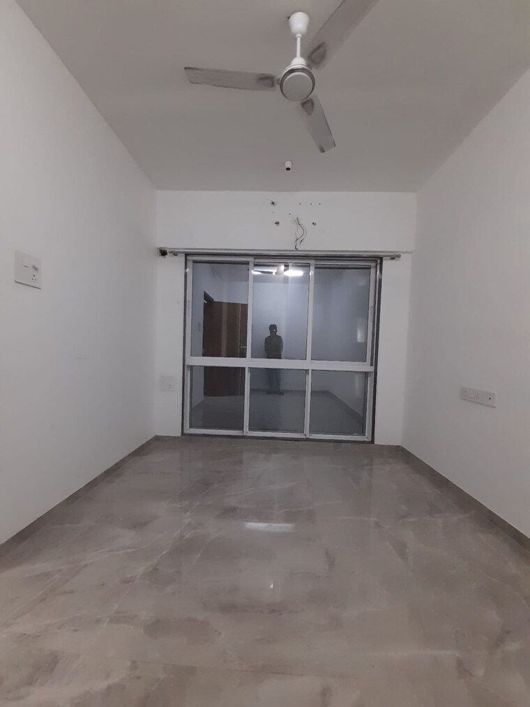 Room, goregaon west 1 Bedroom 640 Sq.Ft. Apartment In Goregaon West Mumbai 9205128