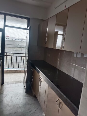 Kitchen in 4 BHK Apartment at Sagar Kunj Apartments, Sector 9a – for Rent