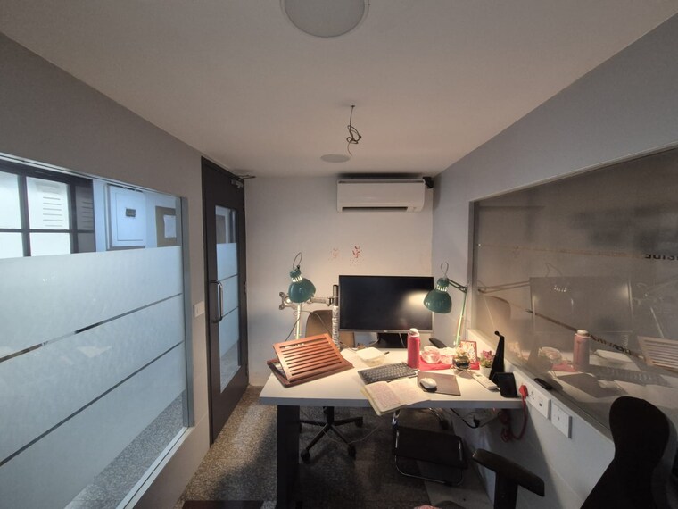 Team Area, mithakhali Commercial Office Space 3600 Sq.Ft. In Mithakhali Ahmedabad 9205143