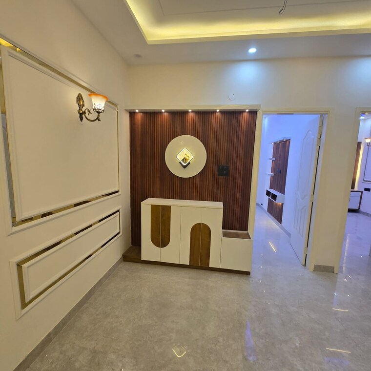 Room, kharar kurali highway 4 Bedroom 1800 Sq.Ft. Independent House In KharaR Kurali Highway Mohali 9205197