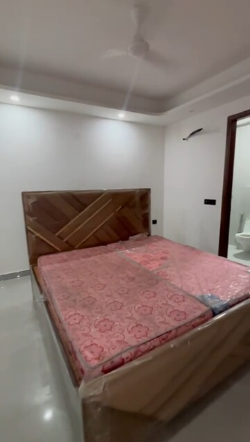 Bedroom in 3 BHK Builder Floor at Saket – for Rent