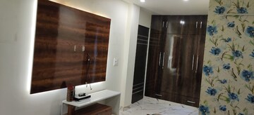 Furnished Amenities in 3 BHK Apartment at Vatika Seven Elements, Sector 89a – for Sale