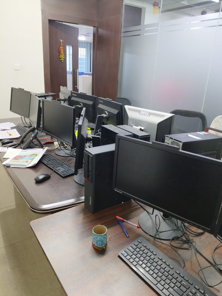 Team Area, magarpatta-city-pentagon Commercial Office Space in IT/SEZ 5158 Sq.Ft. In Hadapsar Pune 9205309