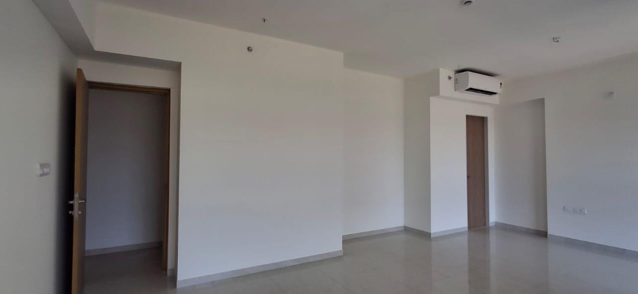 2 BHK + Study Room Apartment For Sale in Lodha Bella Vita