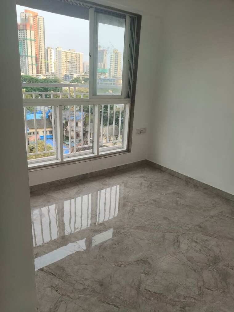 Room, shraddha-priva 1 Bedroom 320 Sq.Ft. Apartment In Mulund West Mumbai 9205412