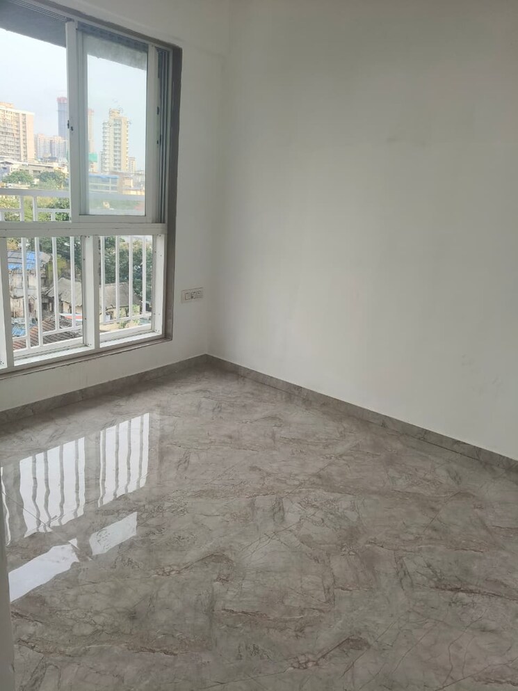 Room, shraddha-priva 1 Bedroom 320 Sq.Ft. Apartment In Mulund West Mumbai 9205412