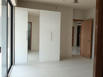 Room in 3 BHK Apartment at M3M Heights, Sector 65 – for Rent