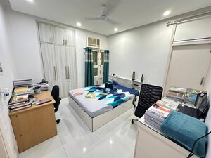 2 BHK Builder Floor For Rent in Saket