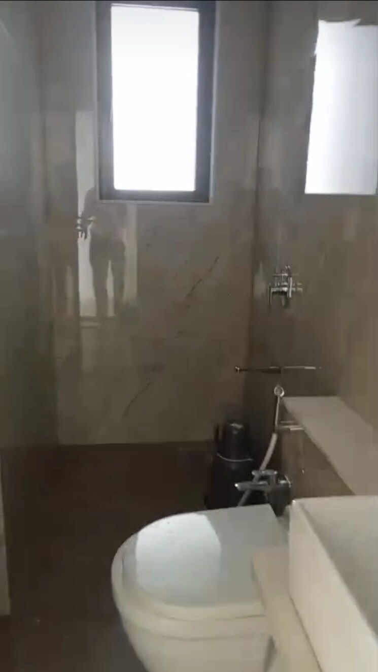 Bathroom, sugee-akanksha 2 Bedroom 750 Sq.Ft. Apartment In Dadar West Mumbai 9205485