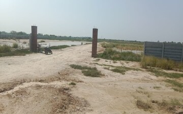 Plot For Sale in Sector 110