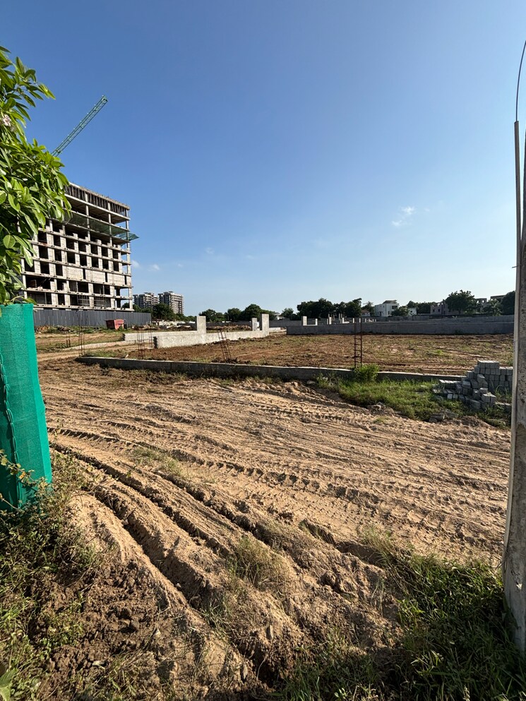 undefined, science city  750 Sq.Yd. Plot In Science City Ahmedabad 9205610
