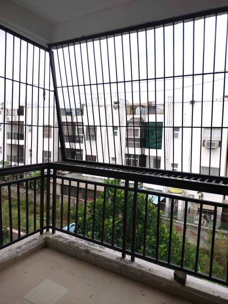 Balcony, bptp-parkland-plots 3 Bedroom 250 Sq.Yd. Apartment In Sector 89 Faridabad 9205592