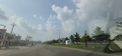Plot For Sale in Sector 82