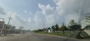  Plot For Sale in Sector 82