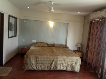 Bedroom in 5 BHK Apartment at Gera Greens Ville Sky Villas, Kharadi – for Rent