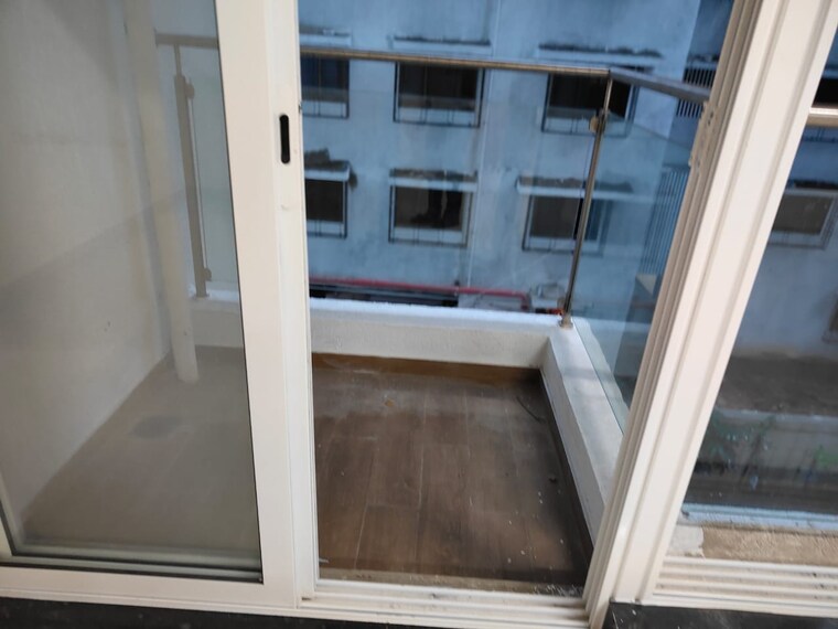 Balcony, je-and-vee-madhuban 3.5 Bedroom 1020 Sq.Ft. Apartment In Malad East Mumbai 9205758