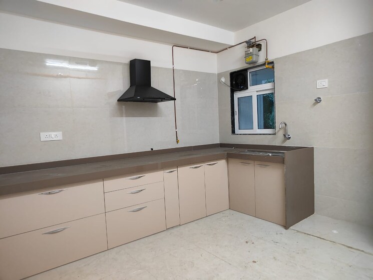 Kitchen, je-and-vee-madhuban 3.5 Bedroom 1020 Sq.Ft. Apartment In Malad East Mumbai 9205758