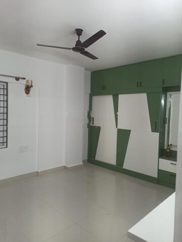 Room in 2 BHK Apartment at Shriram Liberty Square, Electronic City Phase ii – for Rent
